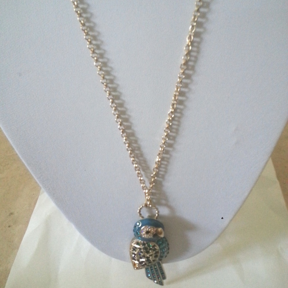BETSEY JOHNSON LONG NECKLACE PARROT